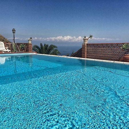 Villa Branco Таормина Экстерьер фото